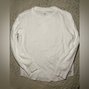 Gap Kids White Thermal in size 6/7